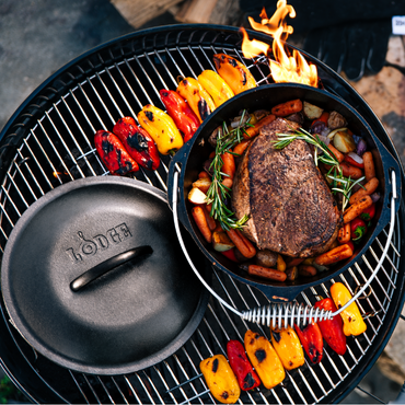 Lodge 33.6 cm 9 Quart Seasoned Cast Iron Dutch Oven With Bail Handle (L12DO3)