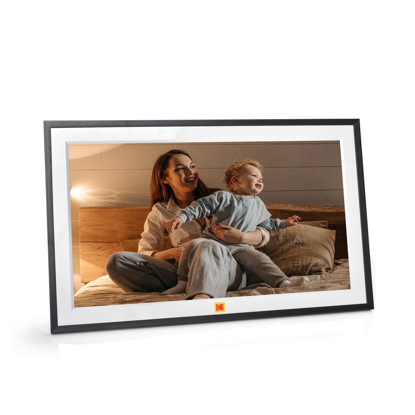 Kodak 15.6" Smart Digital Photo Frame Wooden Frame Design USB-C Safety Mark Certified (RCF-1561P)