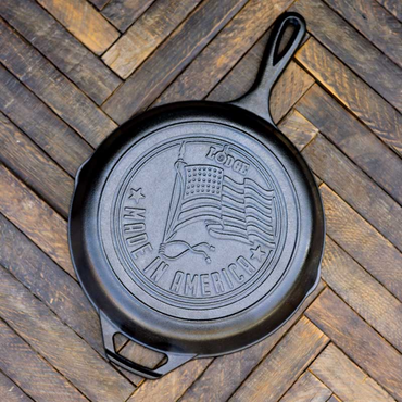 Lodge 10.25" Seasoned Cast Iron American Flag Skillet (L8SKFLAG)