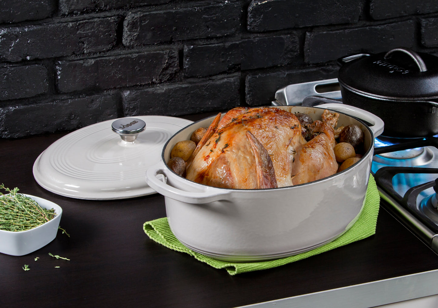 Lodge Lodge 7 Quart Oval Oyster Enameled Cast Iron Dutch Oven (EC7OD13)