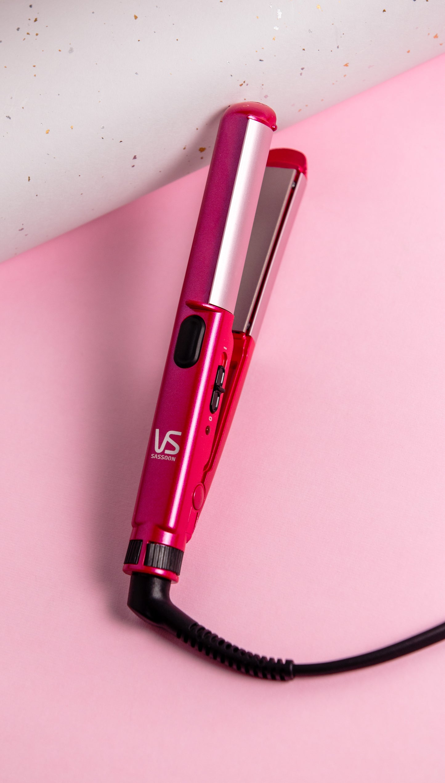 Vidal Sassoon Mini Ceramic Smooth & Curl Straightener (VSLE69PH)