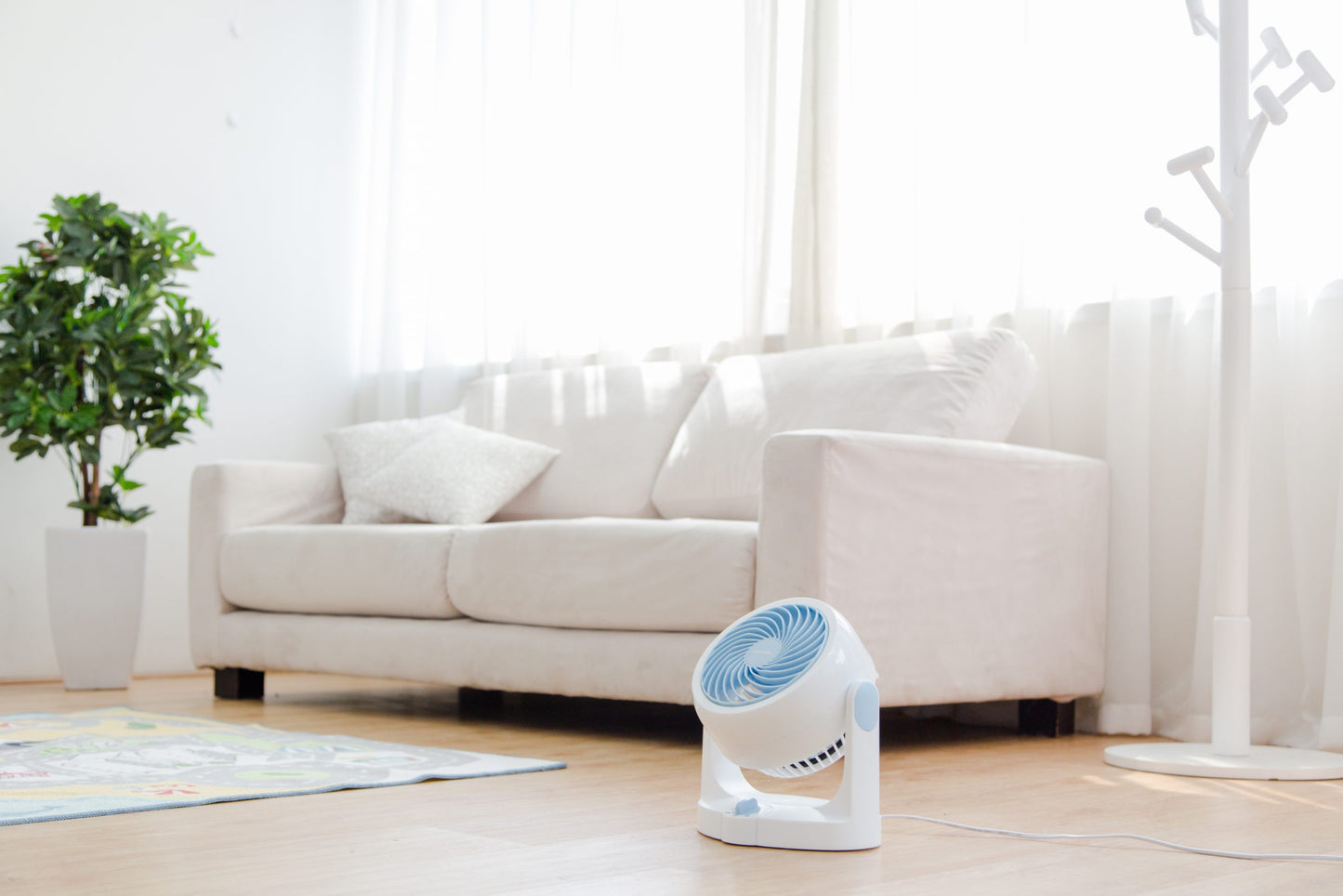 Iris Ohyama 6" Circulator Fan, White (PCF-HD15N)