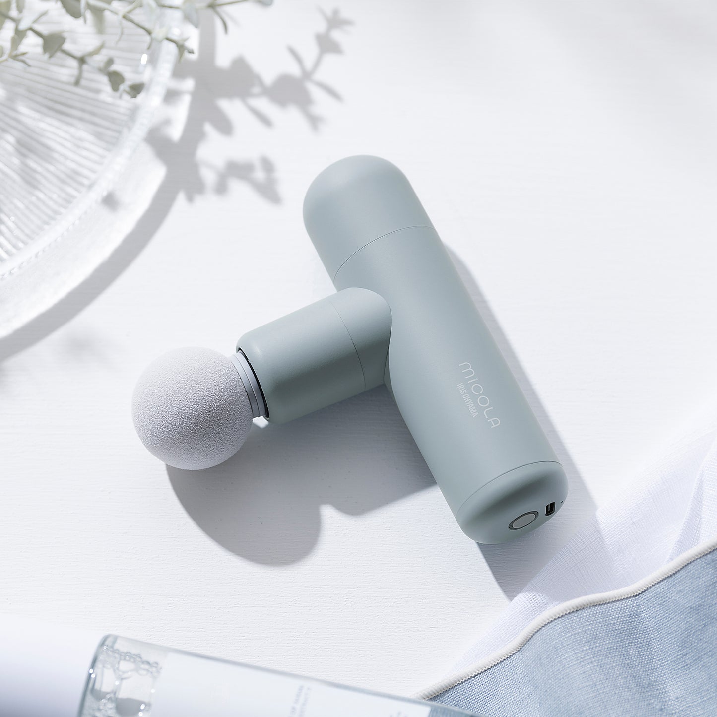 IRIS OHYAMA MICOLA Mini Massage Gun Compact & Powerful Muscle Relief (FRT-M01)