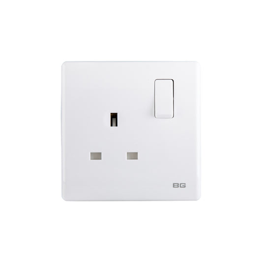 British General Neo Slimline Single Gang Switched Socket, White (PCWH21)