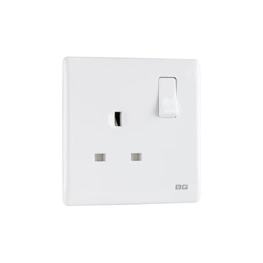 British General Neo Slimline Single Gang Switched Socket, White (PCWH21)
