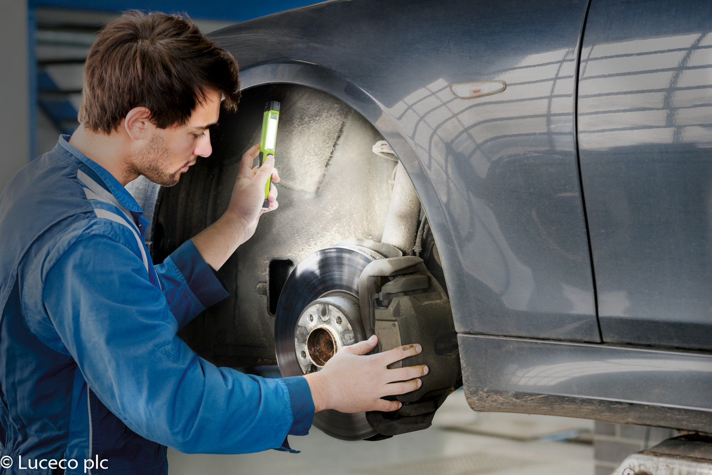 Luceco LED Rechargeable Tilting Mini Inspection Torch Green (LILT15T65)