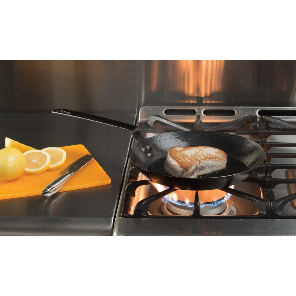 Lodge CRS10- 10 Inch Seasoned Carbon Steel Skillet - Lightweight, Durable, Pre-Seasoned, Perfect for Searing & Frying