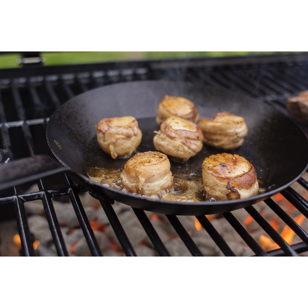 Lodge CRS10- 10 Inch Seasoned Carbon Steel Skillet - Lightweight, Durable, Pre-Seasoned, Perfect for Searing & Frying