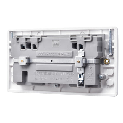 British General BG Moulded Double Gang USB Type-C Smart Charging Switched Socket (822UAC)