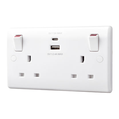 British General BG Moulded Double Gang USB Type-C Smart Charging Switched Socket (822UAC)