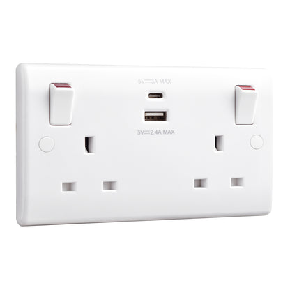 British General BG Moulded Double Gang USB Type-C Smart Charging Switched Socket (822UAC)