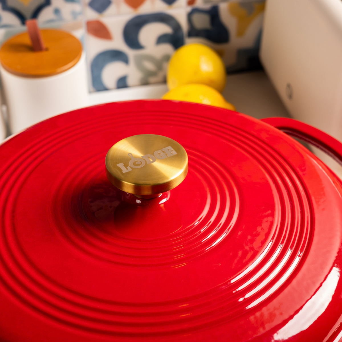 Lodge 7.5Quart 11.5" Ruby Enameled Cast Iron Dutch Oven Enamel Pot with Gold Knob (EC7D402G)