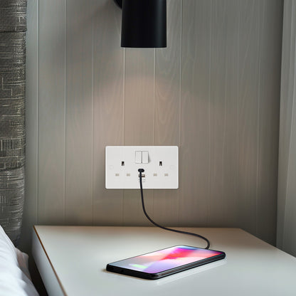 British General BG Moulded Double Gang Switched 13A Power Socket With 12W USB-C+A (822UAC12)
