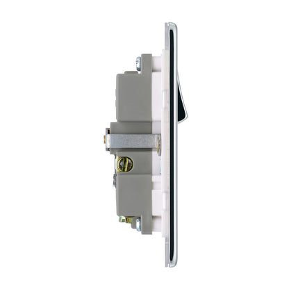 British General BG Screwless Flat plate 13A Switched Single Socket with USB Charger (FPC21U2W)