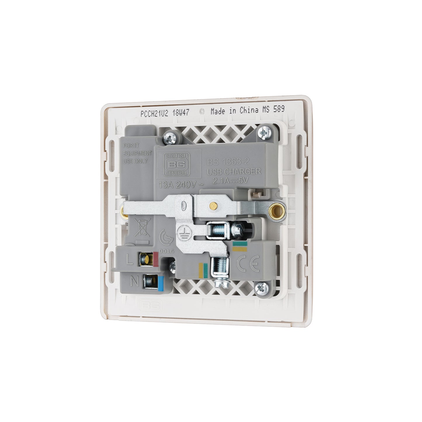 British General BG Neo Slimline Single Socket with USB Charger (PCCH21U2)