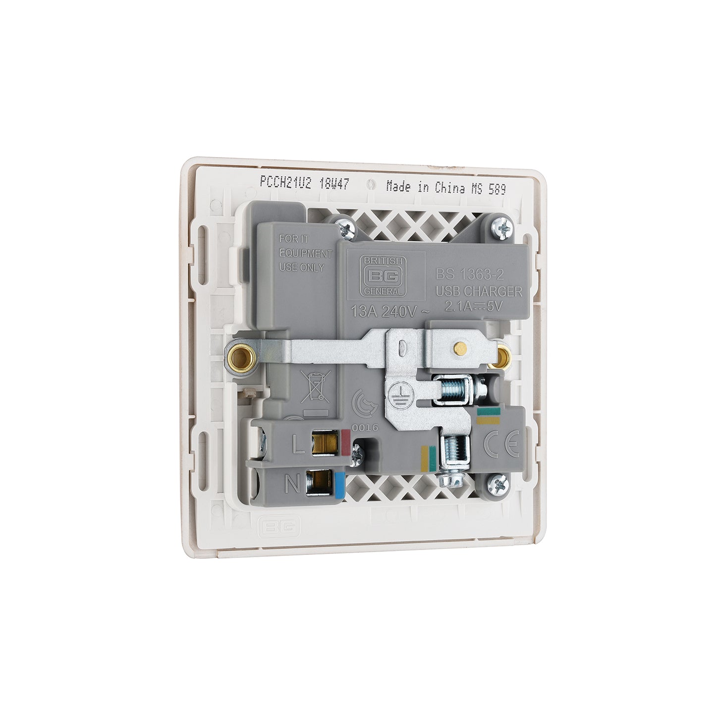 British General BG Neo Slimline Single Socket with USB Charger (PCCH21U2)