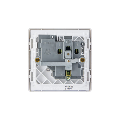 British General BG Neo Slimline Single Gang Switched Socket (PCCH21)