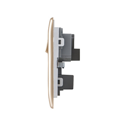 British General BG Neo Slimline 15Amp Single Pole Round Pin Switched Socket (PCCH99)