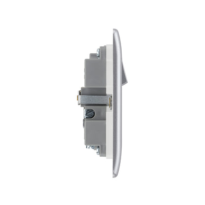 British General BG Neo Slimline Single Socket with USB Charger, Silver (PCSL21U2)