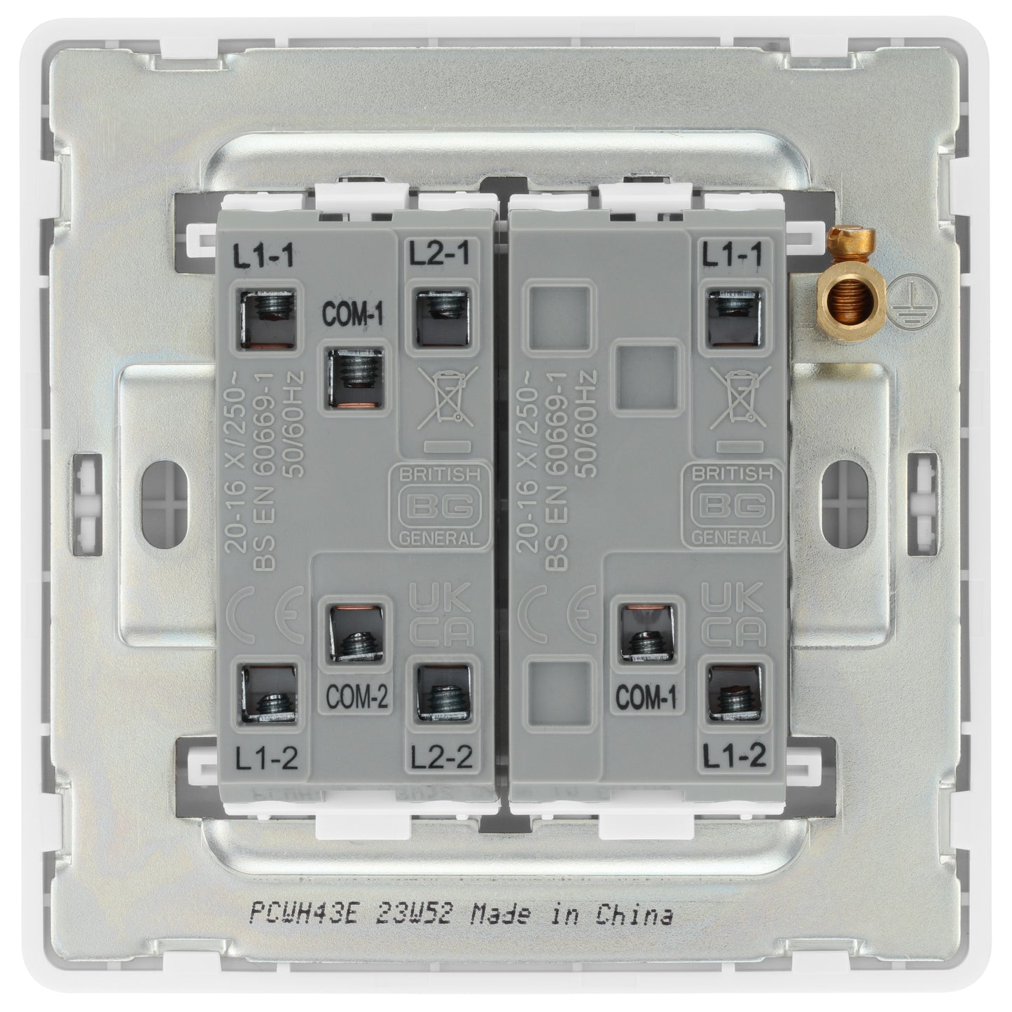 British General BG Neo Slimline Edge to Edge 3 Gang 2-Way Switch (PCWH43E)