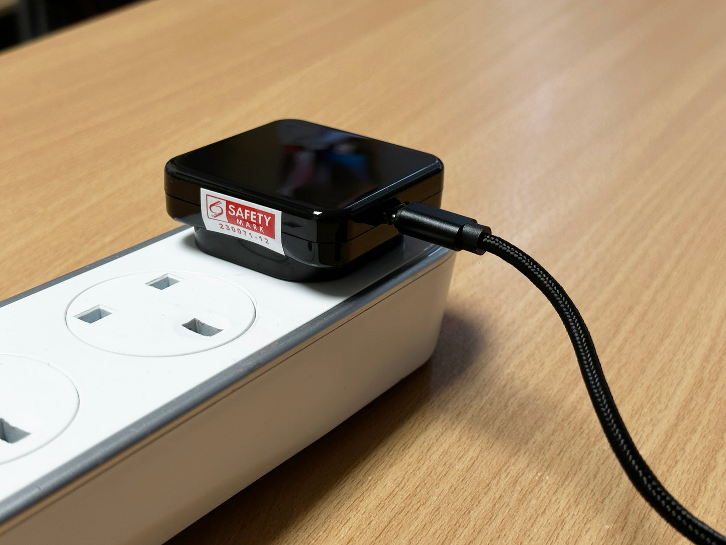 Masterplug Ultra Slim USB-C Fast Charging Plug 25W Black (USBC25PLGB)